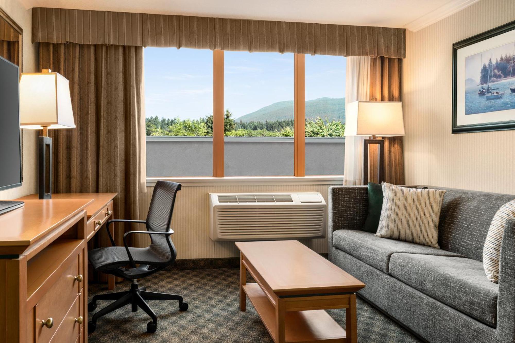 Holiday Inn & Suites North Vancouver By Ihg Екстер'єр фото