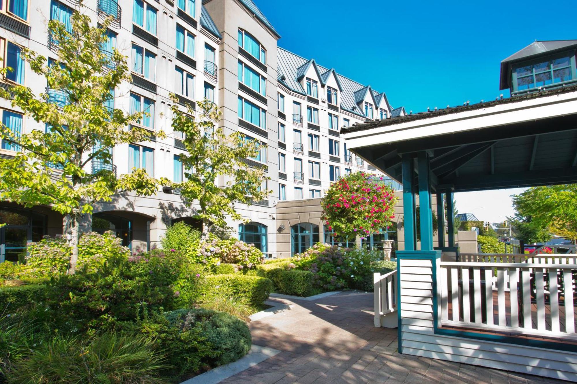 Holiday Inn & Suites North Vancouver By Ihg Екстер'єр фото